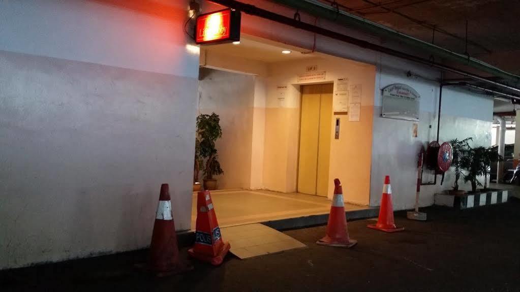 Hotel Caliber Kuala Lumpur Exterior photo